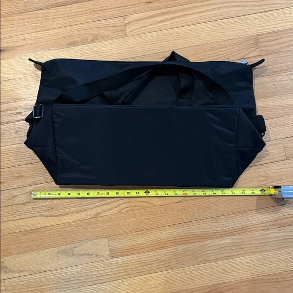 Coach Fragrance Large Black Weekender Duffle Bag Unisex - Picture 3 of 8